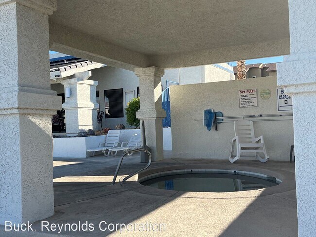 Building Photo - 1 br, 1 bath House - 2022 Merrill Ln. #13B
