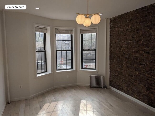 Foto del edificio - 582 E 28th St