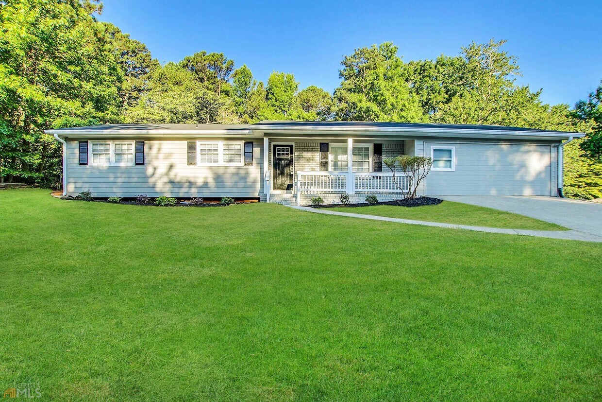 3609 Vicki Ln, Douglasville, GA 30135 House Rental in Douglasville