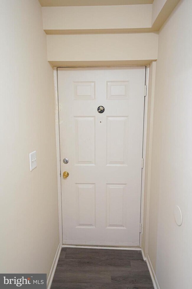 Foto del edificio - 807 College Ln