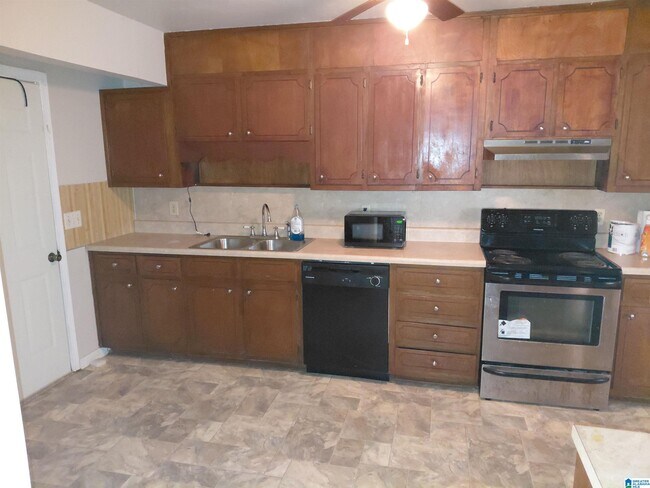 Foto del edificio - 2559 Janice Cir NE