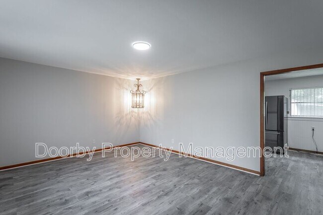 Foto del edificio - 186 Greens Lake Cir