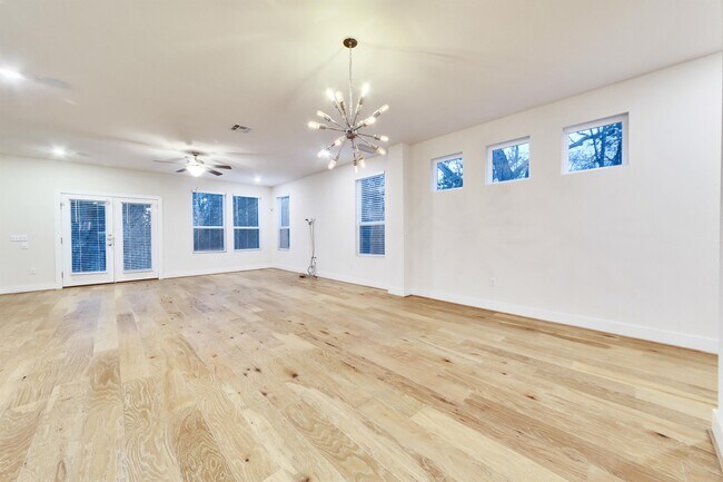 Building Photo - 7506 Belfair Ter