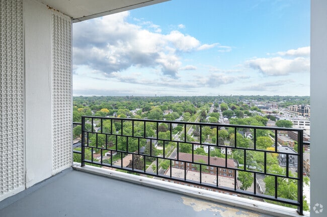 Interior Photo - 740 River Drive