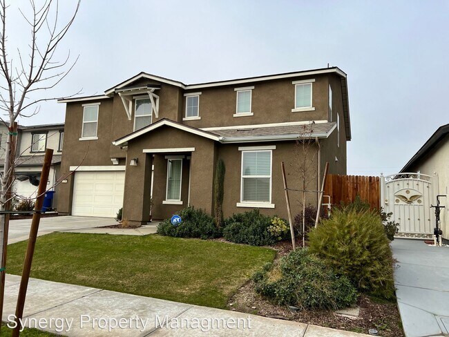 Foto del edificio - 5 br, 3 bath House - 6208 Esmerelda Ave.