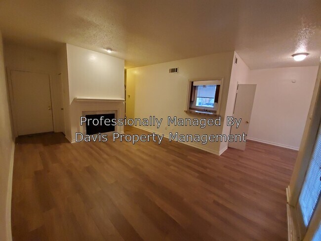 Building Photo - 8555 Fair Oaks Crossing