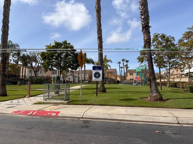 Foto del edificio - 1617 Norton St