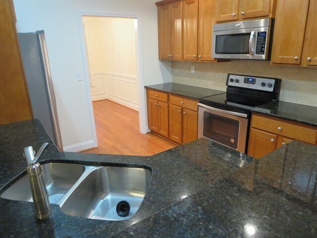 Foto del edificio - 710 Pear Grove PI NW