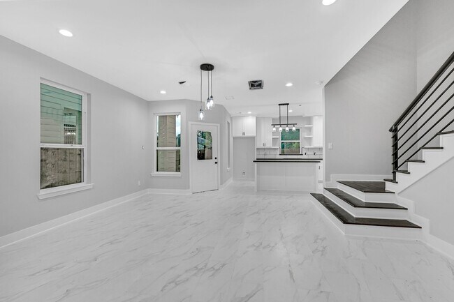 Foto del edificio - 8209 Sparta St