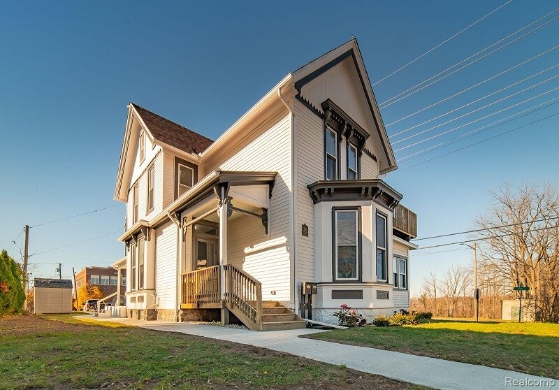 347 N Broadway St, Orion, MI 48362 347 N Broadway St Orion, MI Apartments for Rent in Orion