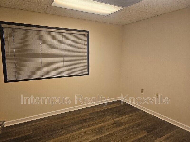 Foto del edificio - 6515 Clinton Hwy