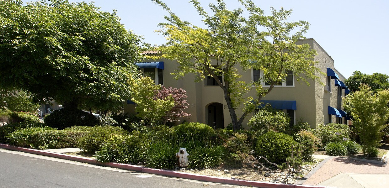 Foto del edificio - 2300 Pacheco St
