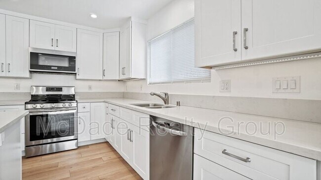Foto del edificio - 3800 Kendall St