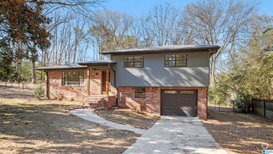 Building Photo - 2426 Ormond Dr