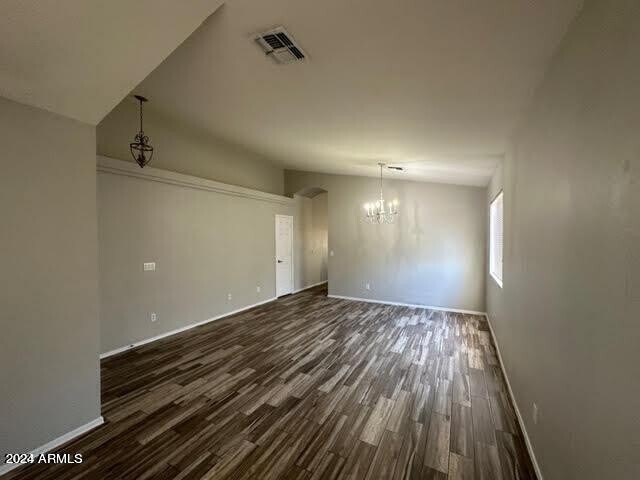 Foto del edificio - 2425 S 159th Ln