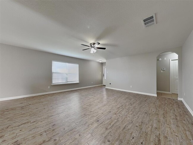 Building Photo - 1525 Treeta Trail