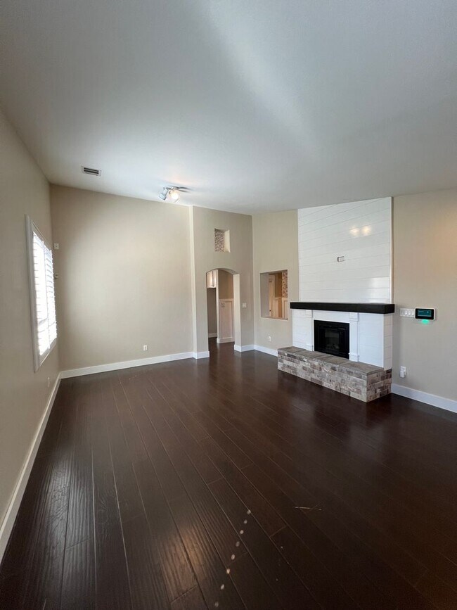 Building Photo - 13417 Cheyenne Mountain Dr