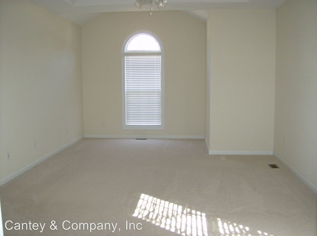 Building Photo - 4 br, 3 bath House - 427 Marsh Pointe Drive