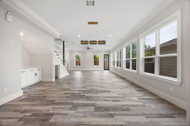 Foto del edificio - 518 E 40th St