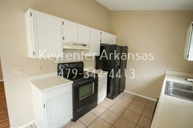 Foto del edificio - 736 W Poplar St