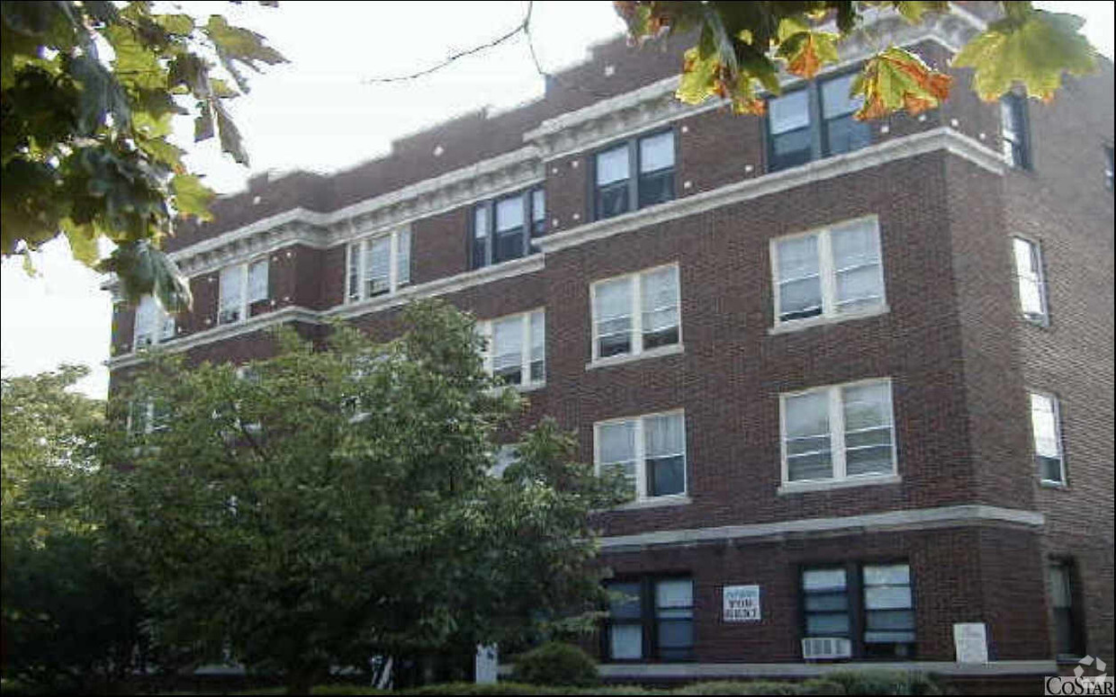 Primary Photo - Simone's Place