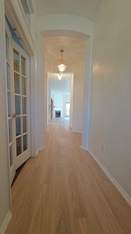Foto del edificio - 11171 Mansfield Dr