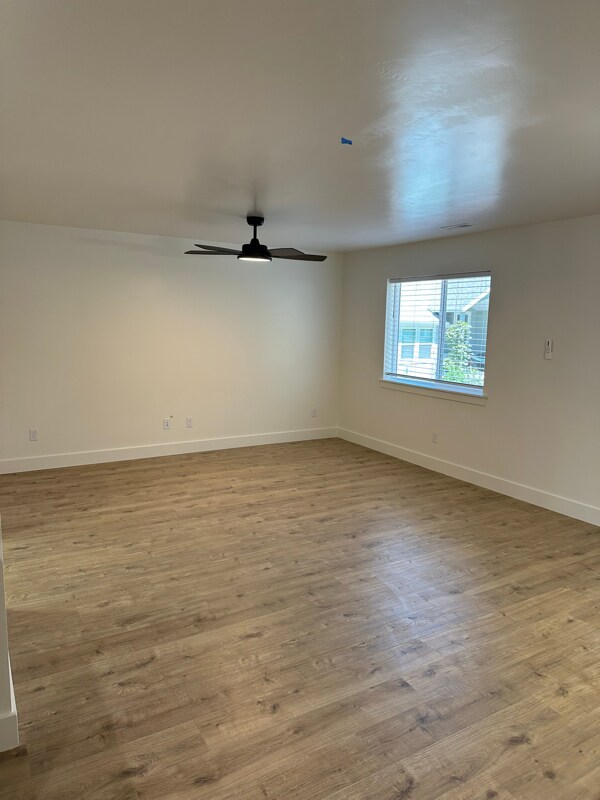 Foto del edificio - 520 E South Weber Dr