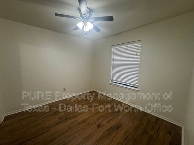 Building Photo - 6321 Kelly Dr