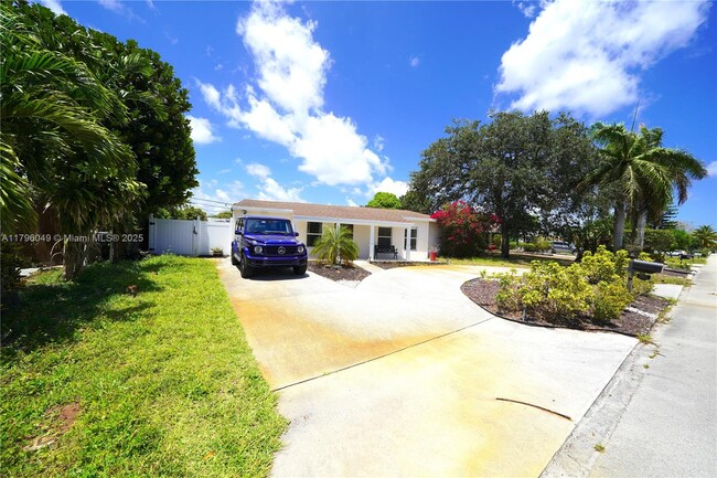 Building Photo - 6941 Boston Dr