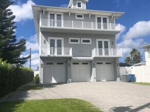 Building Photo - 10348 Gulf Blvd