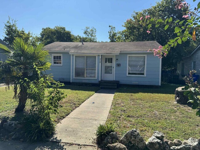 Foto del edificio - 3708 Sleeper Ave