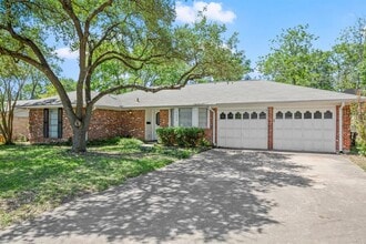 Building Photo - 1609 Springer Ln