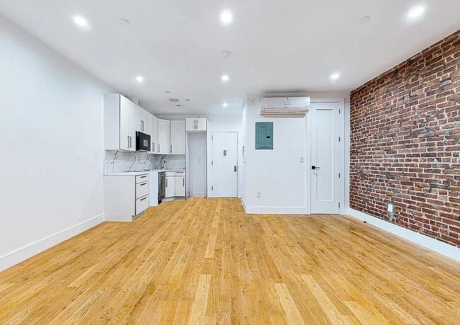 Building Photo - West 94th Street