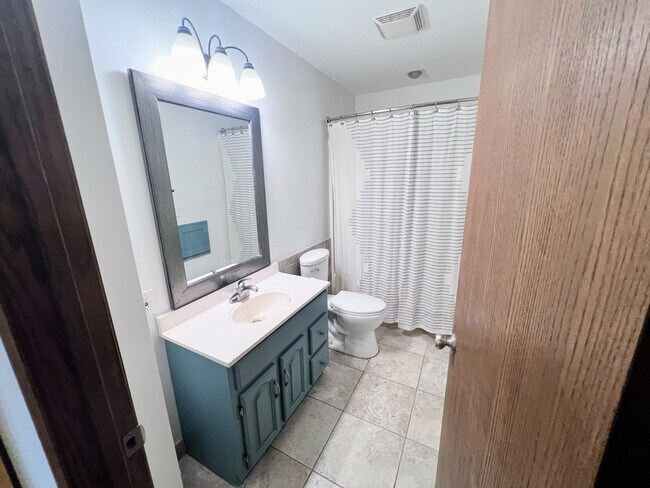 Foto del edificio - 4651 Manchester Rd