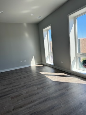 Foto del edificio - 3176 S Archer Ave