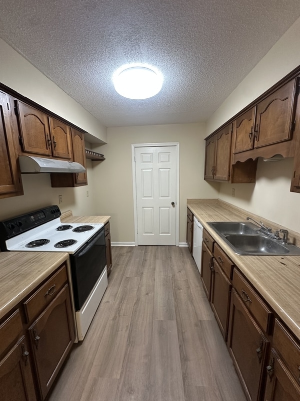 Foto del edificio - 2961 Charlestowne Pl