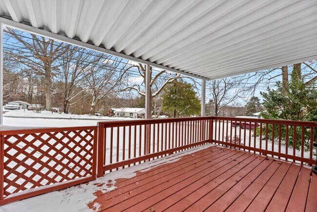 Foto del edificio - 3 bedroom, 2 bath rancher in West Knoxville!