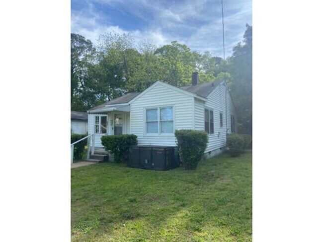 Building Photo - 881 W. Orange Street, Fayetteville, Nc 28301