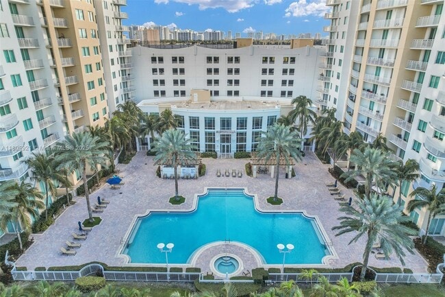 Building Photo - 1745 E Hallandale Beach Blvd