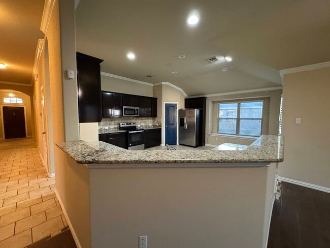 Foto del edificio - 6401 Alabaster Dr