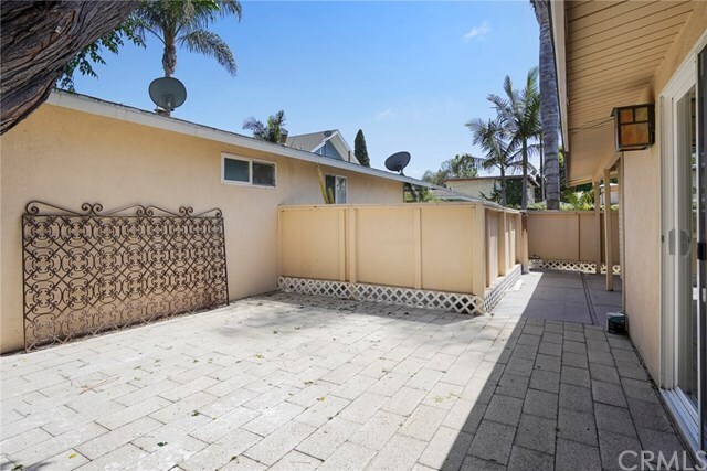 Foto del edificio - 2545 Elden Ave