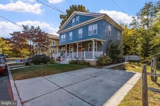 Building Photo - 142 Snyder Pl