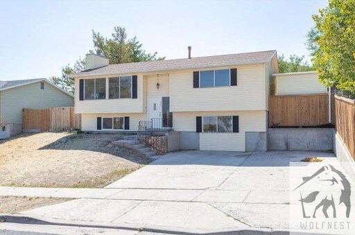Primary Photo - Remodeled 5 Bedroom Kearns Home
