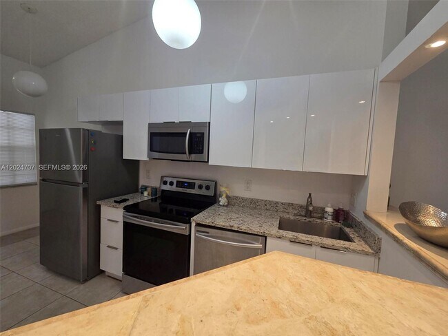 Foto del edificio - 3686 NW 83rd Ln
