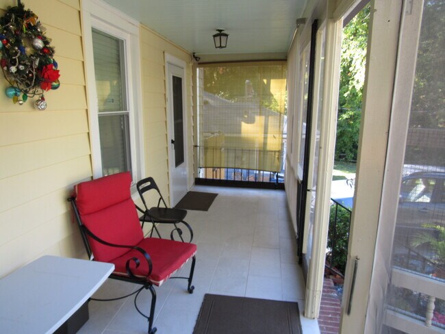 porch Side B - 705 W Markham Ave