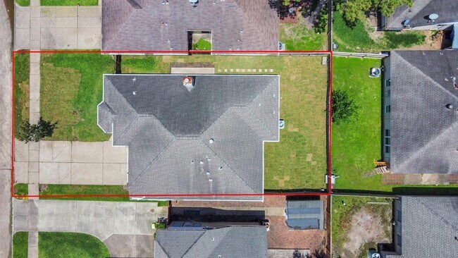 Building Photo - 12407 Meadow Ridge Dr