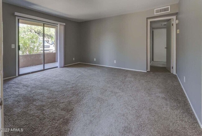 Building Photo - 16657 E Gunsight Dr