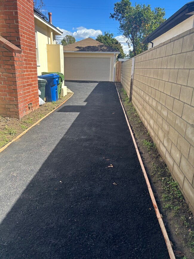 Foto del edificio - 7722 Wish Ave