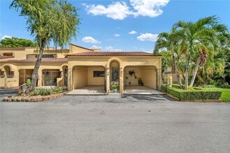Building Photo - 3996 Estepona Ave