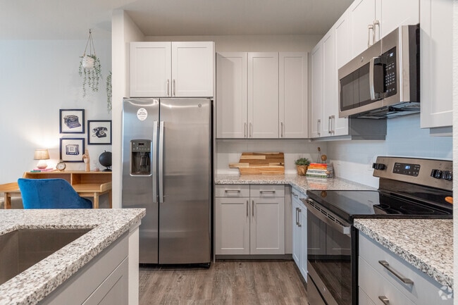 1 HAB, 1 BA - 725 ft² - Bellrock Memorial